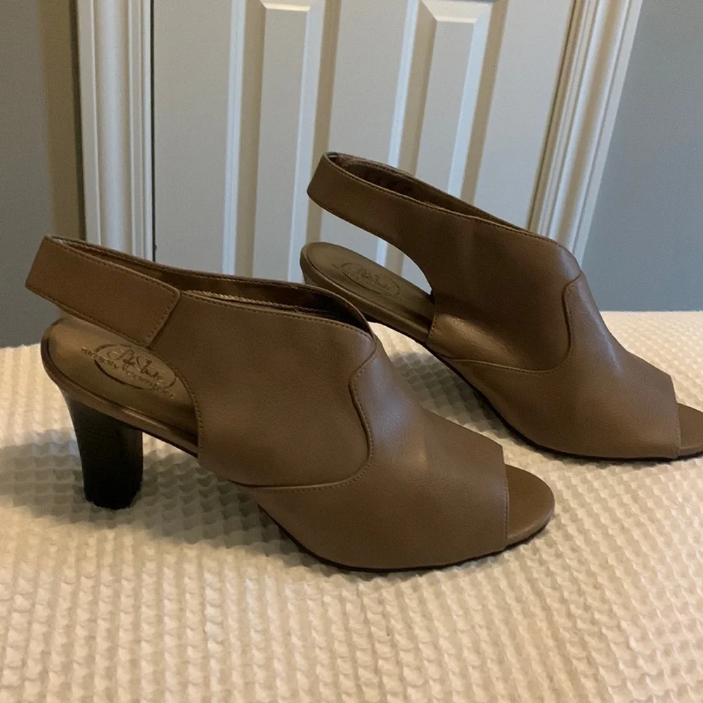Booties/Shooties - Picture 1 of 6